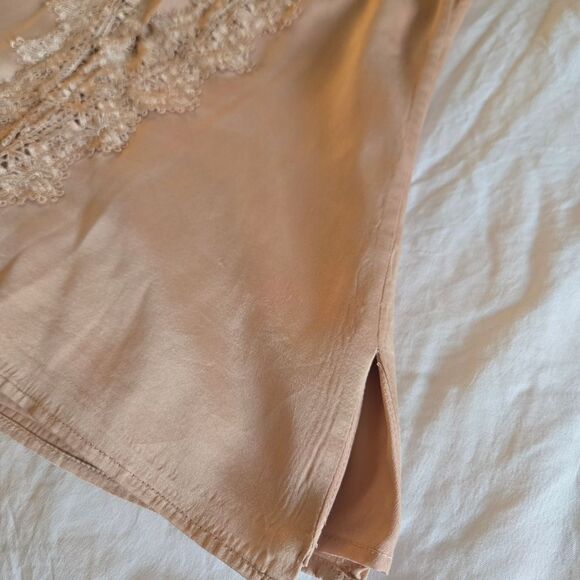 CAMI NYC 100% Silk Lace-Up Halter Cami in Champagne - XS - Picture 4 of 7